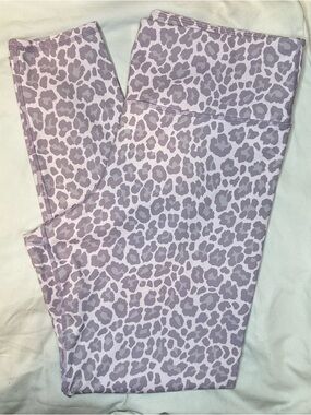 GapFit Sky High Leggings Womens Large Leopard Print High Rise Workout Yoga